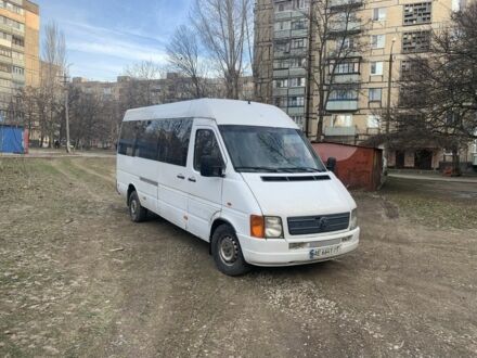 Белый Фольксваген ЛТ, объемом двигателя 2.5 л и пробегом 200 тыс. км за 7500 $, фото 1 на Automoto.ua