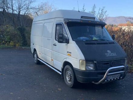 Белый Фольксваген ЛТ, объемом двигателя 2.5 л и пробегом 340 тыс. км за 5150 $, фото 1 на Automoto.ua