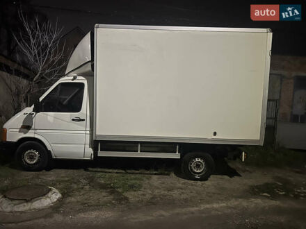 Білий Фольксваген ЛТ, об'ємом двигуна 2.5 л та пробігом 241 тис. км за 7300 $, фото 1 на Automoto.ua