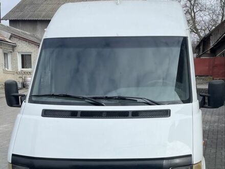 Білий Фольксваген ЛТ, об'ємом двигуна 2.5 л та пробігом 664 тис. км за 7200 $, фото 1 на Automoto.ua