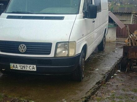 Белый Фольксваген ЛТ, объемом двигателя 0 л и пробегом 700 тыс. км за 3000 $, фото 1 на Automoto.ua