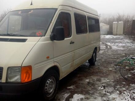 Білий Фольксваген ЛТ, об'ємом двигуна 2.5 л та пробігом 0 тис. км за 4000 $, фото 1 на Automoto.ua