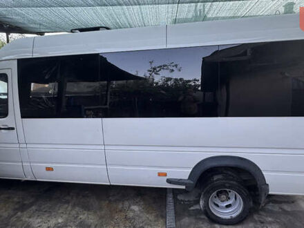 Белый Фольксваген ЛТ, объемом двигателя 2.46 л и пробегом 495 тыс. км за 8300 $, фото 1 на Automoto.ua