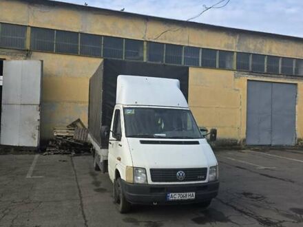 Белый Фольксваген ЛТ, объемом двигателя 2.46 л и пробегом 403 тыс. км за 9100 $, фото 1 на Automoto.ua
