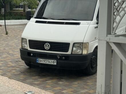 Белый Фольксваген ЛТ, объемом двигателя 2.5 л и пробегом 500 тыс. км за 6300 $, фото 1 на Automoto.ua