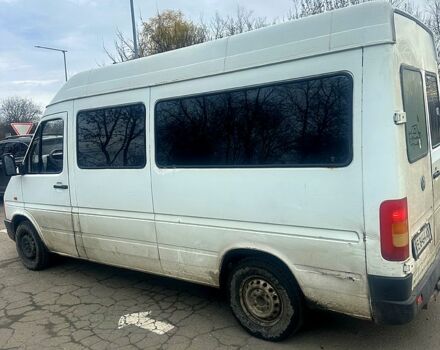 Белый Фольксваген ЛТ, объемом двигателя 2.5 л и пробегом 250 тыс. км за 4700 $, фото 1 на Automoto.ua