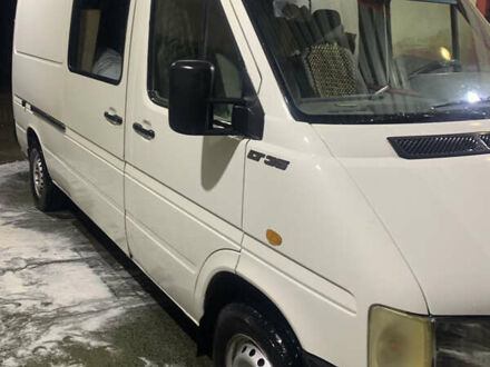 Белый Фольксваген ЛТ, объемом двигателя 2.5 л и пробегом 680 тыс. км за 6500 $, фото 1 на Automoto.ua