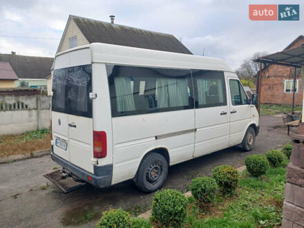 Белый Фольксваген ЛТ, объемом двигателя 2.46 л и пробегом 470 тыс. км за 8499 $, фото 1 на Automoto.ua