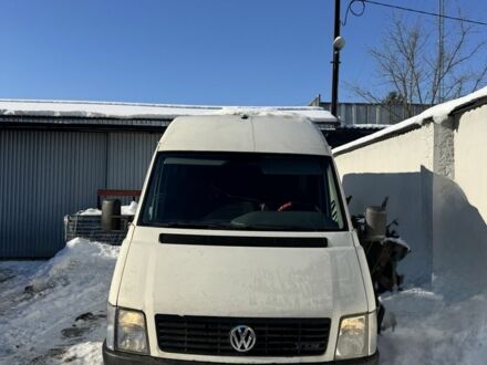 Белый Фольксваген ЛТ, объемом двигателя 2.5 л и пробегом 500 тыс. км за 5900 $, фото 1 на Automoto.ua