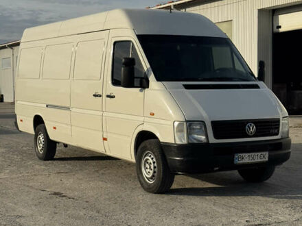 Белый Фольксваген ЛТ, объемом двигателя 2.46 л и пробегом 953 тыс. км за 10700 $, фото 1 на Automoto.ua