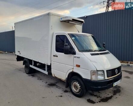 Белый Фольксваген ЛТ, объемом двигателя 2.46 л и пробегом 800 тыс. км за 8500 $, фото 1 на Automoto.ua