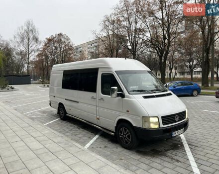Белый Фольксваген ЛТ, объемом двигателя 2.5 л и пробегом 656 тыс. км за 9950 $, фото 1 на Automoto.ua