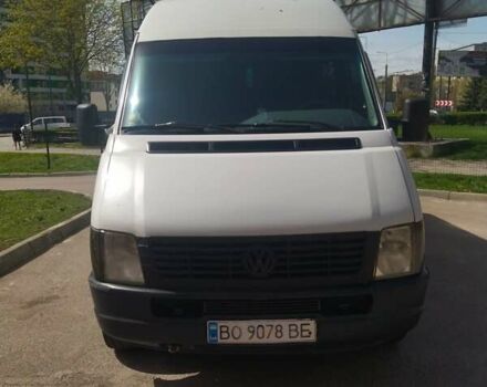 Белый Фольксваген ЛТ, объемом двигателя 0 л и пробегом 350 тыс. км за 7150 $, фото 1 на Automoto.ua