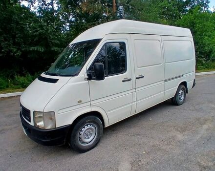 Білий Фольксваген ЛТ, об'ємом двигуна 2.5 л та пробігом 300 тис. км за 8500 $, фото 1 на Automoto.ua
