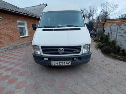 Белый Фольксваген ЛТ, объемом двигателя 2.46 л и пробегом 650 тыс. км за 8300 $, фото 1 на Automoto.ua