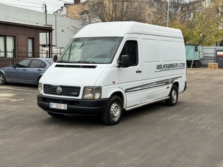 Белый Фольксваген ЛТ, объемом двигателя 2.5 л и пробегом 350 тыс. км за 5999 $, фото 1 на Automoto.ua