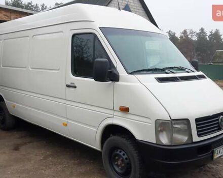 Белый Фольксваген ЛТ, объемом двигателя 2.46 л и пробегом 471 тыс. км за 10500 $, фото 1 на Automoto.ua