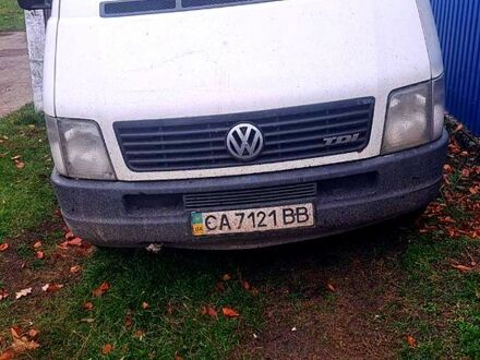 Белый Фольксваген ЛТ, объемом двигателя 2.5 л и пробегом 350 тыс. км за 4300 $, фото 1 на Automoto.ua