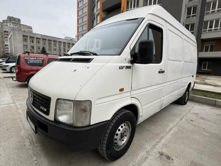 Белый Фольксваген ЛТ, объемом двигателя 2.5 л и пробегом 600 тыс. км за 6000 $, фото 1 на Automoto.ua