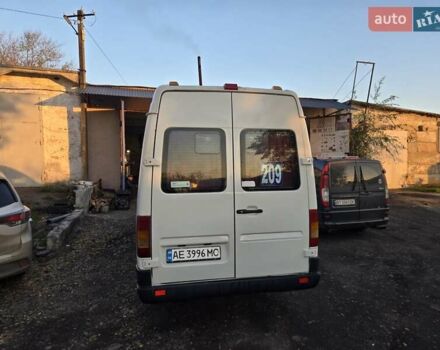 Бежевый Фольксваген ЛТ, объемом двигателя 2.5 л и пробегом 300 тыс. км за 9800 $, фото 7 на Automoto.ua