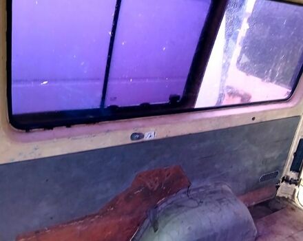 Бежевий Фольксваген ЛТ, об'ємом двигуна 2.5 л та пробігом 620 тис. км за 4500 $, фото 2 на Automoto.ua