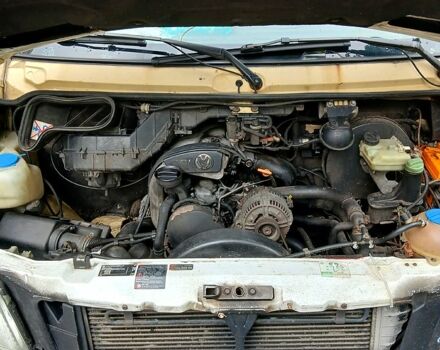 Бежевий Фольксваген ЛТ, об'ємом двигуна 2.5 л та пробігом 620 тис. км за 4500 $, фото 6 на Automoto.ua