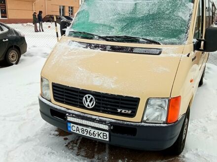 Бежевий Фольксваген ЛТ, об'ємом двигуна 2.5 л та пробігом 370 тис. км за 6890 $, фото 1 на Automoto.ua