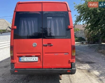 Красный Фольксваген ЛТ, объемом двигателя 2.46 л и пробегом 550 тыс. км за 6800 $, фото 2 на Automoto.ua