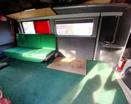 Червоний Фольксваген ЛТ, об'ємом двигуна 2.4 л та пробігом 160 тис. км за 1600 $, фото 3 на Automoto.ua