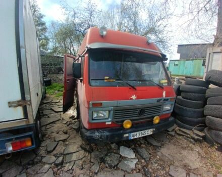Червоний Фольксваген ЛТ, об'ємом двигуна 2.4 л та пробігом 160 тис. км за 1600 $, фото 1 на Automoto.ua