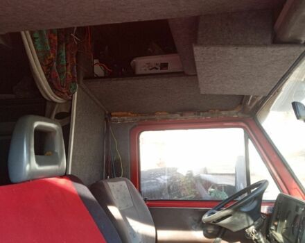 Червоний Фольксваген ЛТ, об'ємом двигуна 2.4 л та пробігом 160 тис. км за 1600 $, фото 5 на Automoto.ua