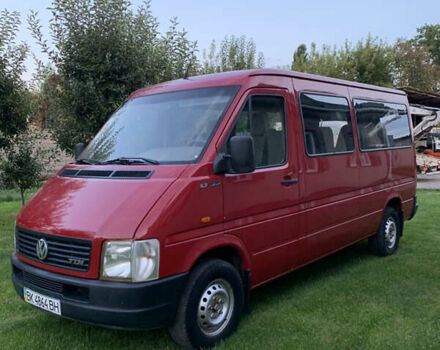 Красный Фольксваген ЛТ, объемом двигателя 2.46 л и пробегом 670 тыс. км за 8500 $, фото 1 на Automoto.ua