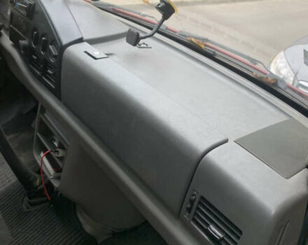 Красный Фольксваген ЛТ, объемом двигателя 2.8 л и пробегом 300 тыс. км за 8500 $, фото 9 на Automoto.ua