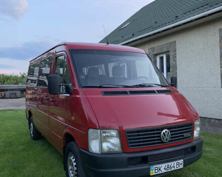 Красный Фольксваген ЛТ, объемом двигателя 2.46 л и пробегом 670 тыс. км за 8500 $, фото 3 на Automoto.ua