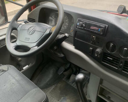 Красный Фольксваген ЛТ, объемом двигателя 2.8 л и пробегом 300 тыс. км за 8500 $, фото 8 на Automoto.ua