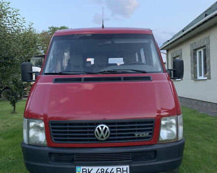 Красный Фольксваген ЛТ, объемом двигателя 2.46 л и пробегом 670 тыс. км за 8500 $, фото 2 на Automoto.ua