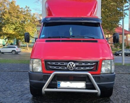 Красный Фольксваген ЛТ, объемом двигателя 2 л и пробегом 500 тыс. км за 12500 $, фото 1 на Automoto.ua