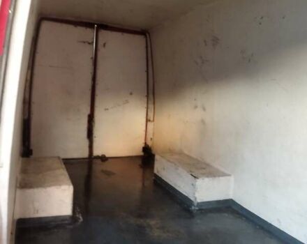 Красный Фольксваген ЛТ, объемом двигателя 2.8 л и пробегом 191 тыс. км за 10000 $, фото 7 на Automoto.ua