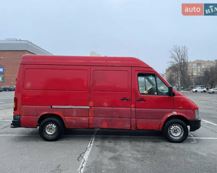 Красный Фольксваген ЛТ, объемом двигателя 2.5 л и пробегом 50 тыс. км за 4900 $, фото 3 на Automoto.ua