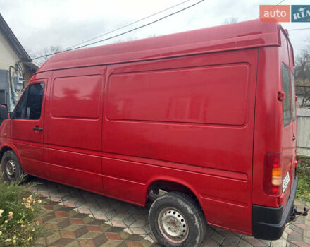 Красный Фольксваген ЛТ, объемом двигателя 0 л и пробегом 280 тыс. км за 11000 $, фото 1 на Automoto.ua