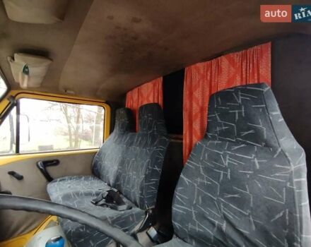 Желтый Фольксваген ЛТ, объемом двигателя 2.4 л и пробегом 400 тыс. км за 2800 $, фото 4 на Automoto.ua