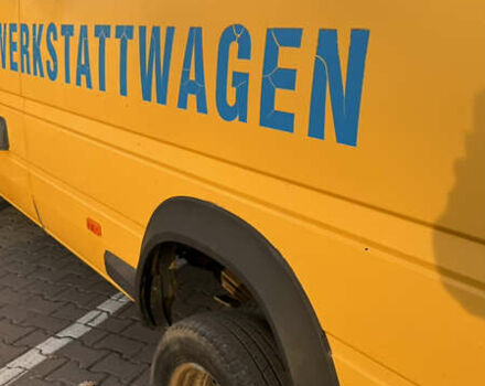 Желтый Фольксваген ЛТ, объемом двигателя 2.46 л и пробегом 521 тыс. км за 9500 $, фото 3 на Automoto.ua