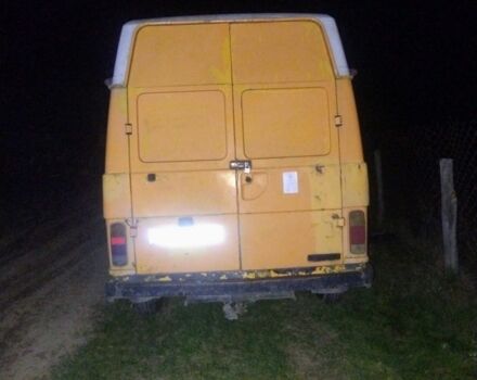 Жовтий Фольксваген ЛТ, об'ємом двигуна 2.4 л та пробігом 345 тис. км за 900 $, фото 2 на Automoto.ua