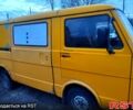 Жовтий Фольксваген ЛТ, об'ємом двигуна 2.4 л та пробігом 0 тис. км за 1800 $, фото 1 на Automoto.ua