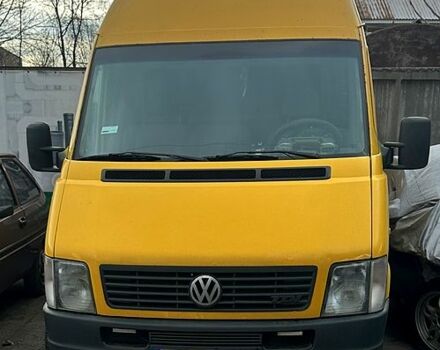 Желтый Фольксваген ЛТ, объемом двигателя 2.5 л и пробегом 459 тыс. км за 7700 $, фото 1 на Automoto.ua