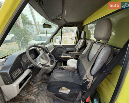 Желтый Фольксваген ЛТ, объемом двигателя 2.8 л и пробегом 421 тыс. км за 5900 $, фото 4 на Automoto.ua