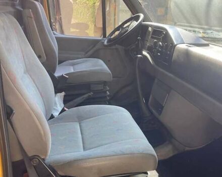 Жовтий Фольксваген ЛТ, об'ємом двигуна 2.46 л та пробігом 312 тис. км за 9200 $, фото 3 на Automoto.ua