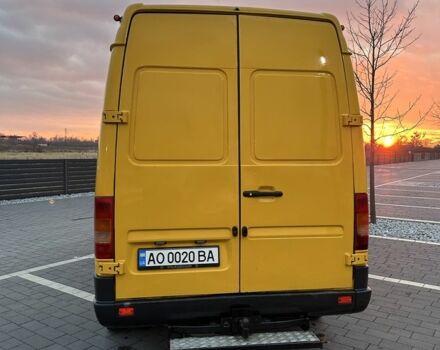 Желтый Фольксваген ЛТ, объемом двигателя 2.5 л и пробегом 443 тыс. км за 10790 $, фото 9 на Automoto.ua