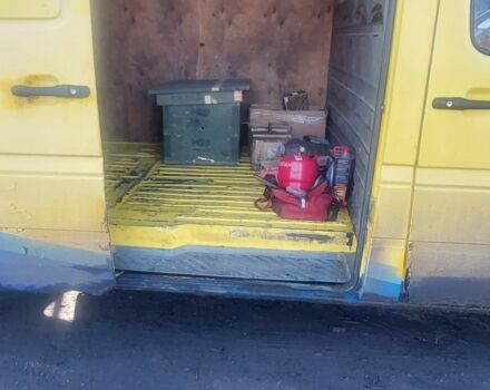 Желтый Фольксваген ЛТ, объемом двигателя 2.5 л и пробегом 380 тыс. км за 5600 $, фото 8 на Automoto.ua