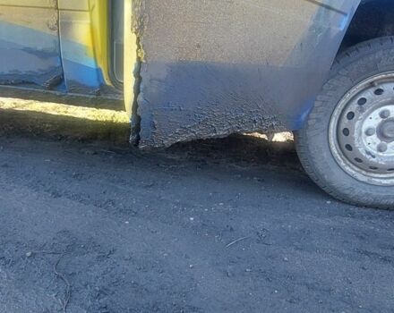 Желтый Фольксваген ЛТ, объемом двигателя 2.5 л и пробегом 380 тыс. км за 5600 $, фото 7 на Automoto.ua